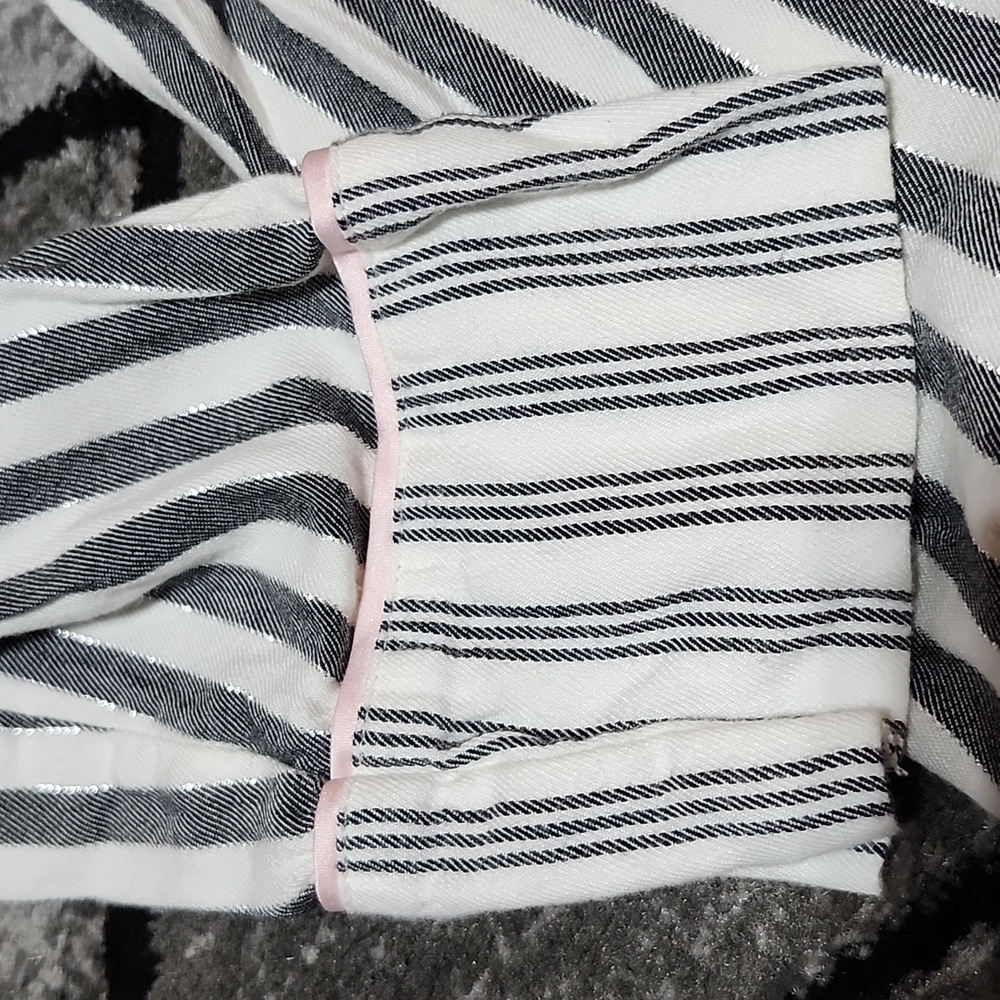 VICTORIA SECRET METALLIC STRIPED LONG-SLEEVE & SHORT LOUNGE SLEEPWEAR SET - Picture 5 of 16